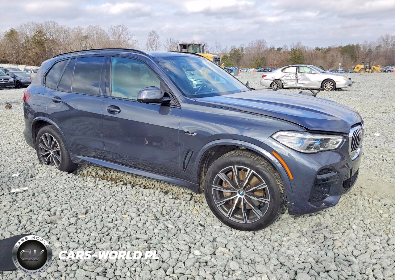2022 BMW X5 xDrive45E VIN:5UXTA6C01N9L50702 - 4