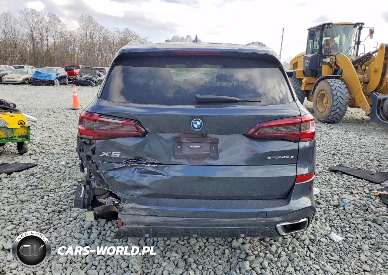 2022 BMW X5 xDrive45E VIN:5UXTA6C01N9L50702 - 6