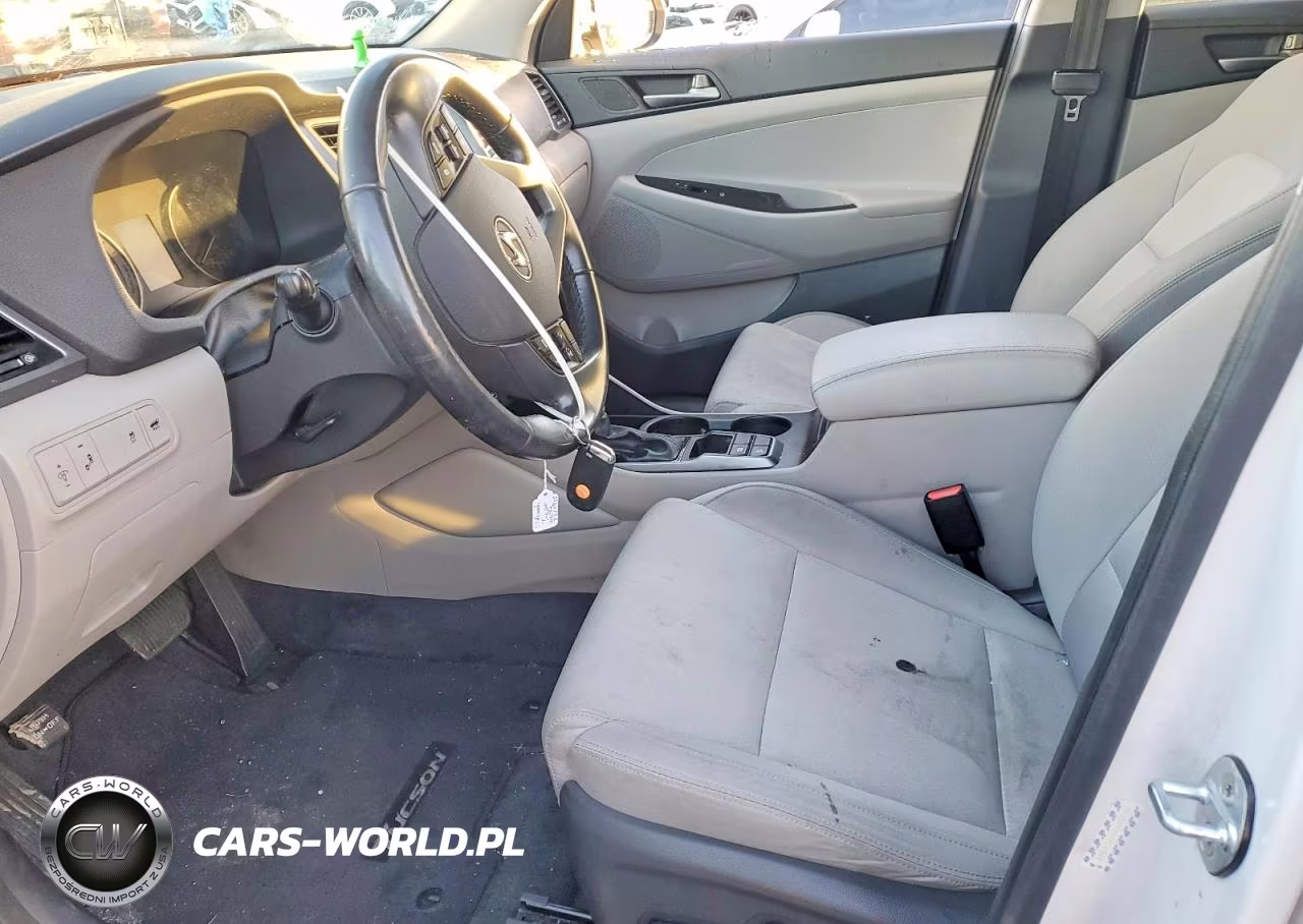 2017 Hyundai Tucson Limited VIN:KM8J33A29HU470105 - 7