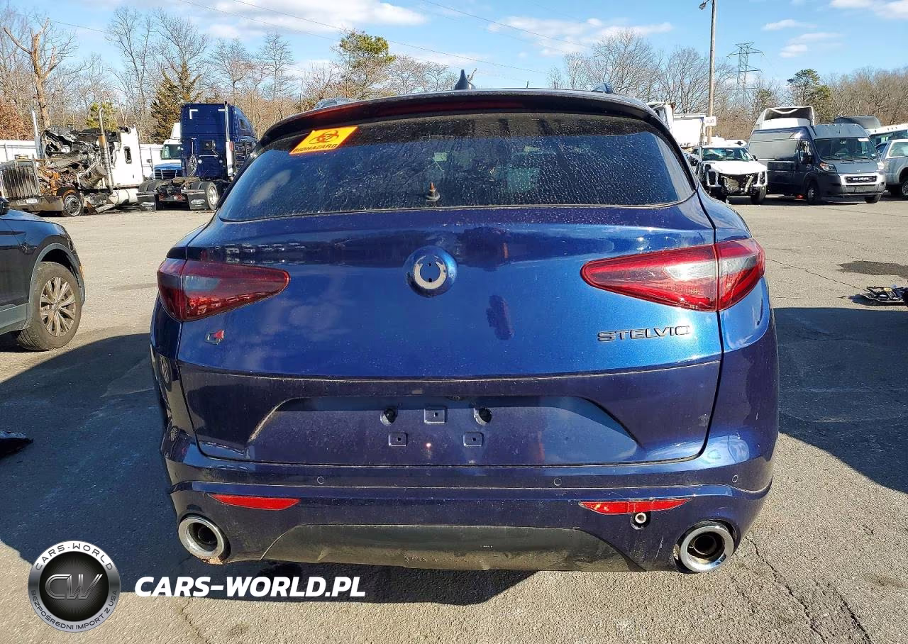 2021 Alfa Romeo Stelvio Ti VIN:ZASPAKBN7M7D20775 - 6
