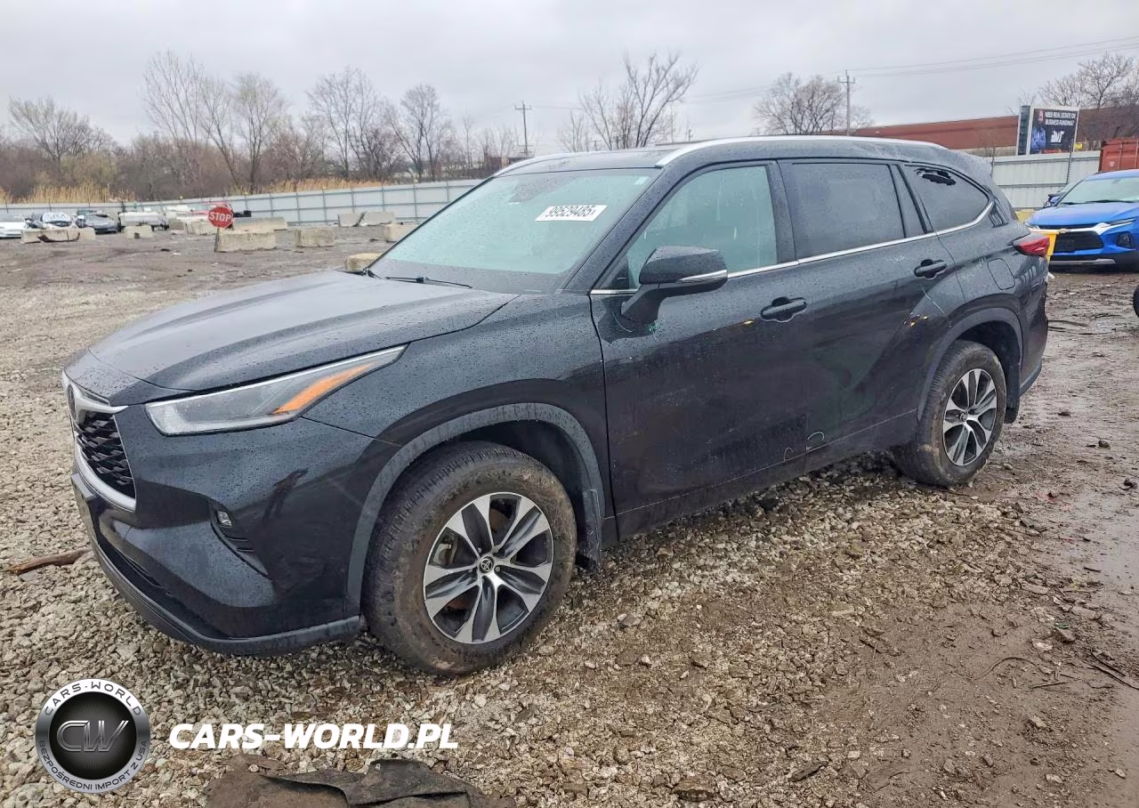 2021 Toyota Highlander Xle