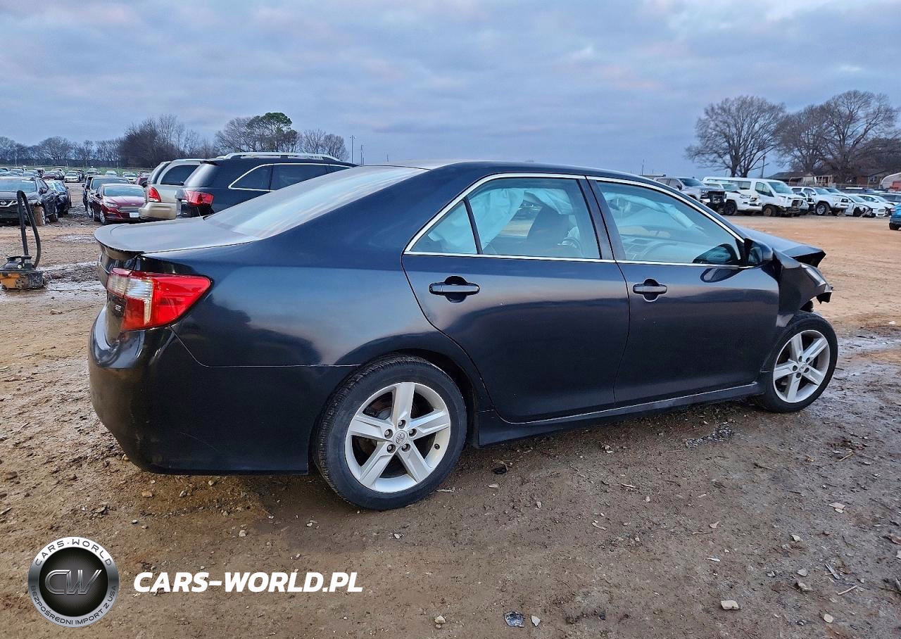 2014 Toyota Camry L VIN:4T1BF1FK9EU459531 - 3