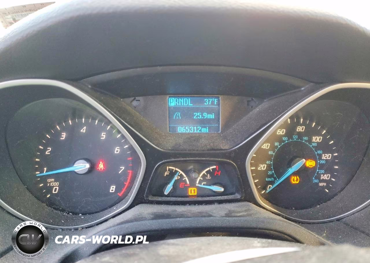 2014 Ford Focus S VIN:1FADP3E29EL133439 - 9