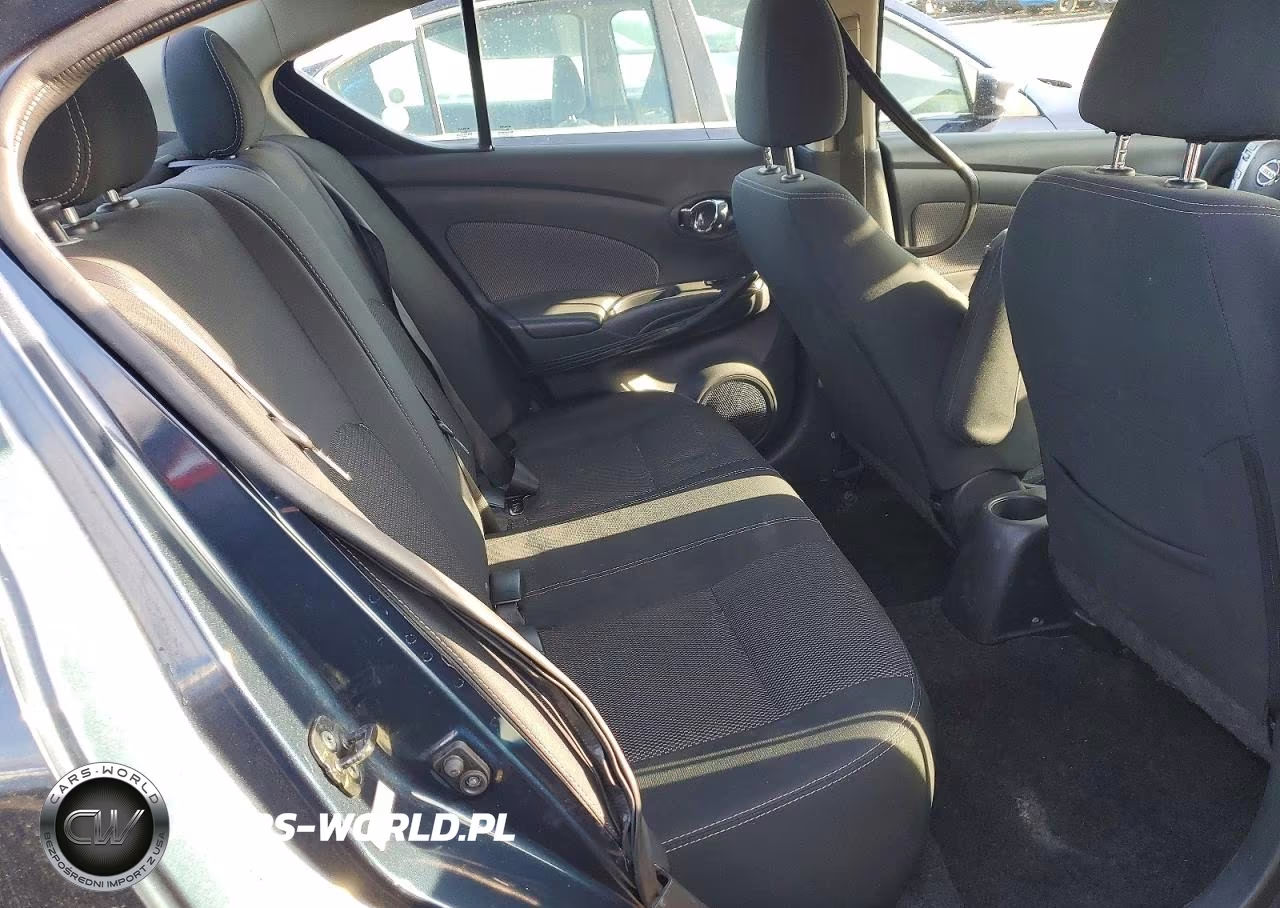 2016 Nissan Versa S VIN:3N1CN7AP1GL834135 - 10