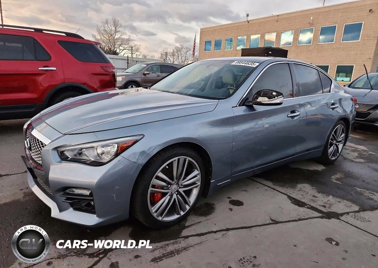 2014 Infiniti Q50 Hybrid Sport