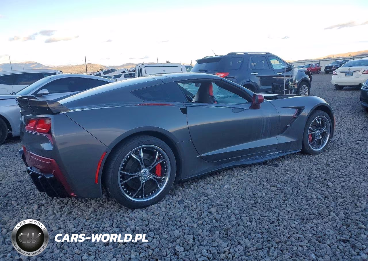 2016 Chevrolet Corvette Stingray Z51 1Lt VIN:1G1YH2D75G5110692 - 3