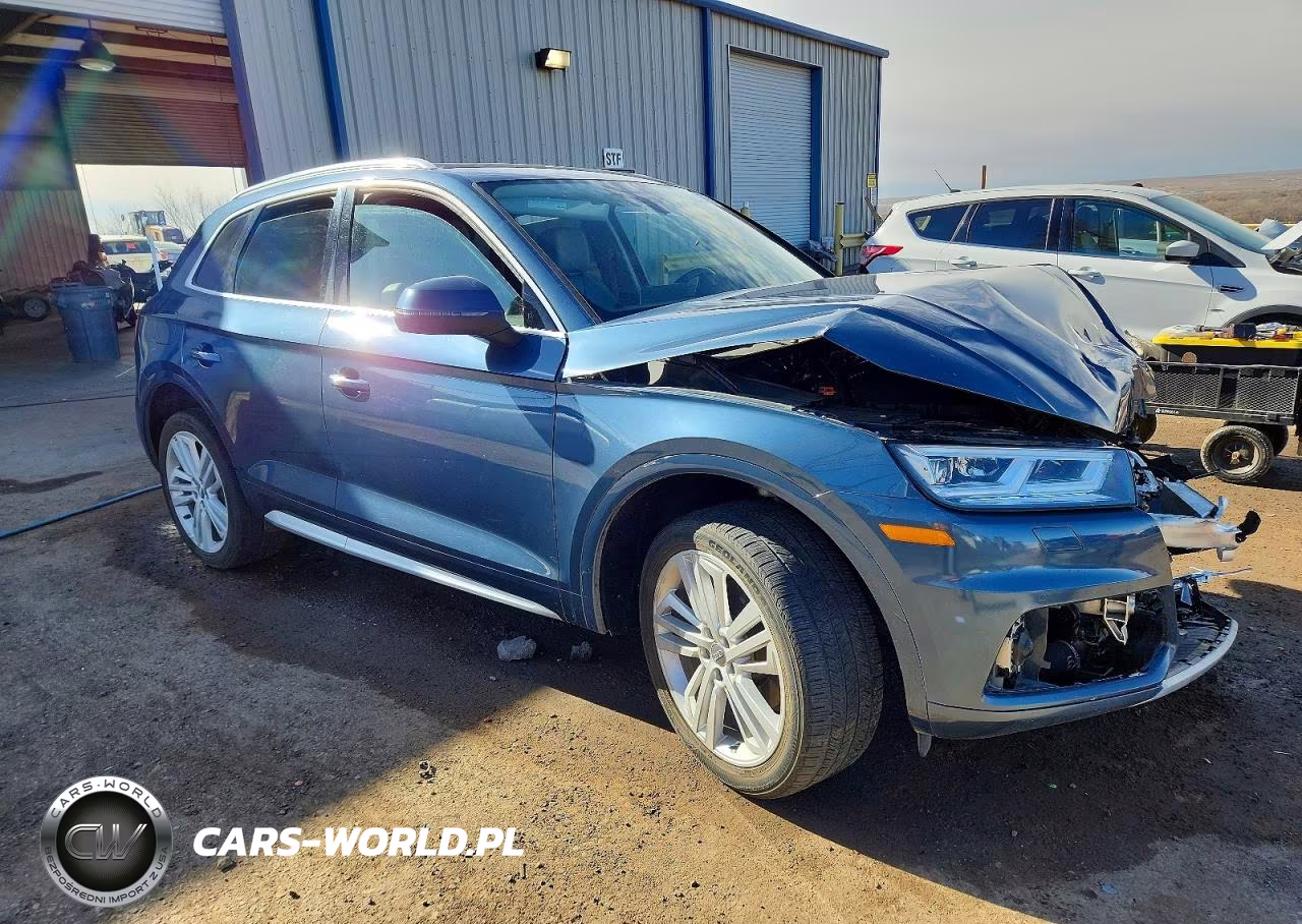 2018 Audi Q5 Prestige VIN:WA1CNAFY0J2163037 - 4