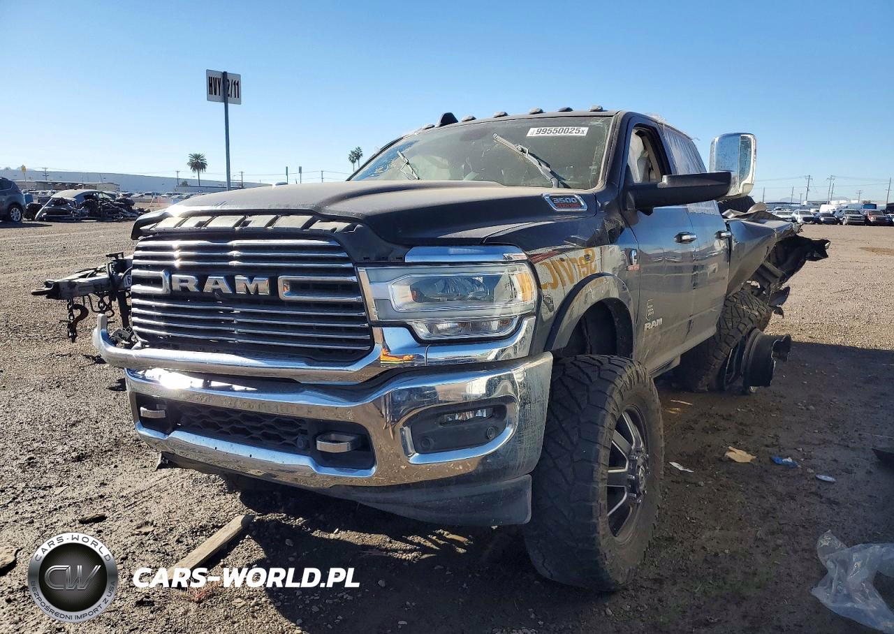 2019 Ram 3500 Laramie VIN:3C63RRJL6KG592283 - 2