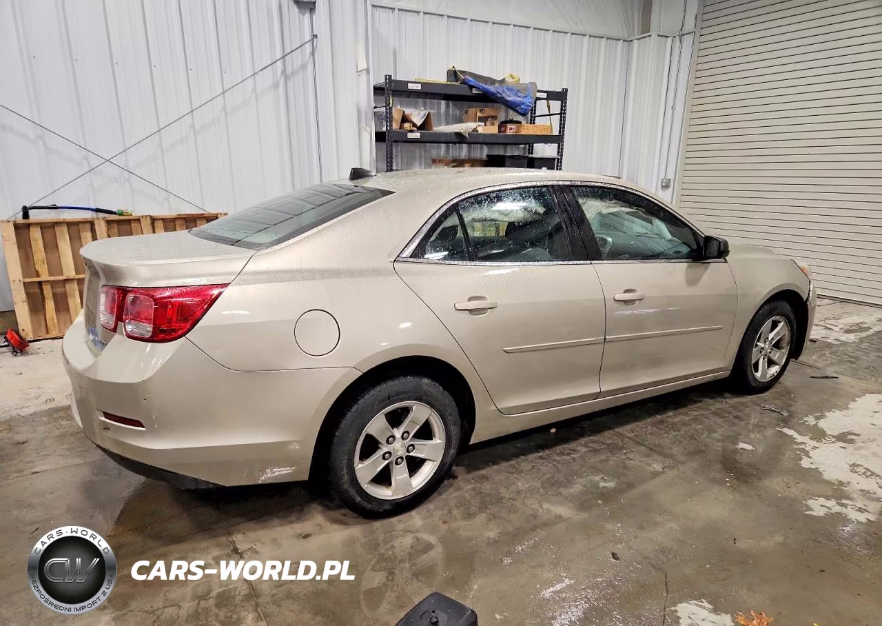 2013 Chevrolet Malibu Ls VIN:1G11B5SA5DF143619 - 3