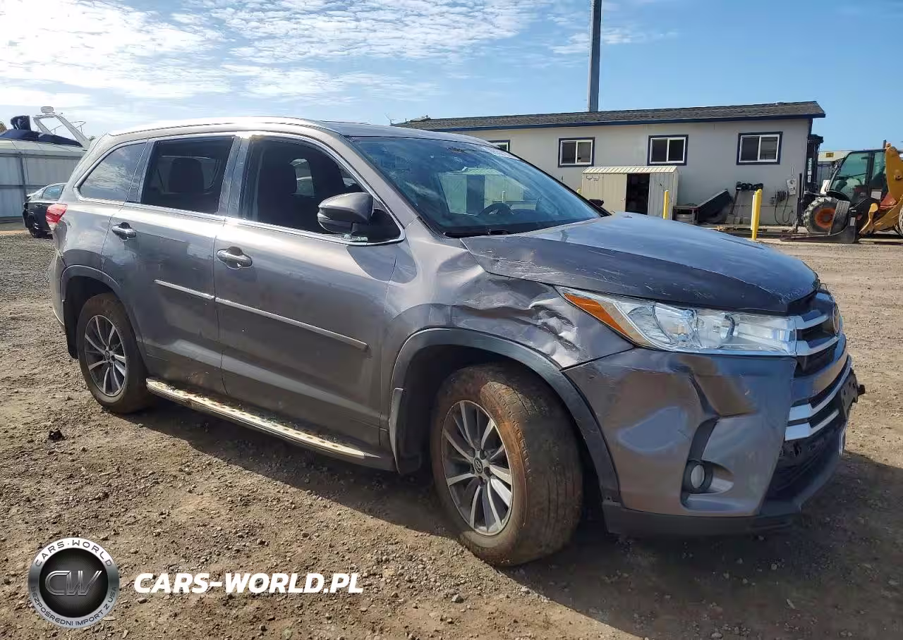 2019 Toyota Highlander Se VIN:5TDJZRFH9KS738732 - 4