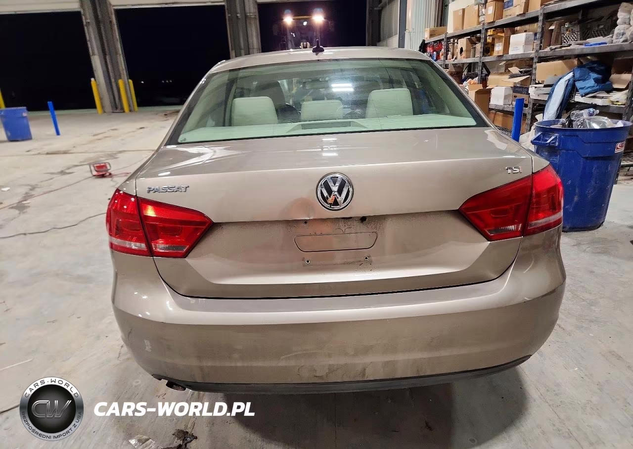 2015 Volkswagen Passat VIN:1VWAT7A36FC057482 - 6