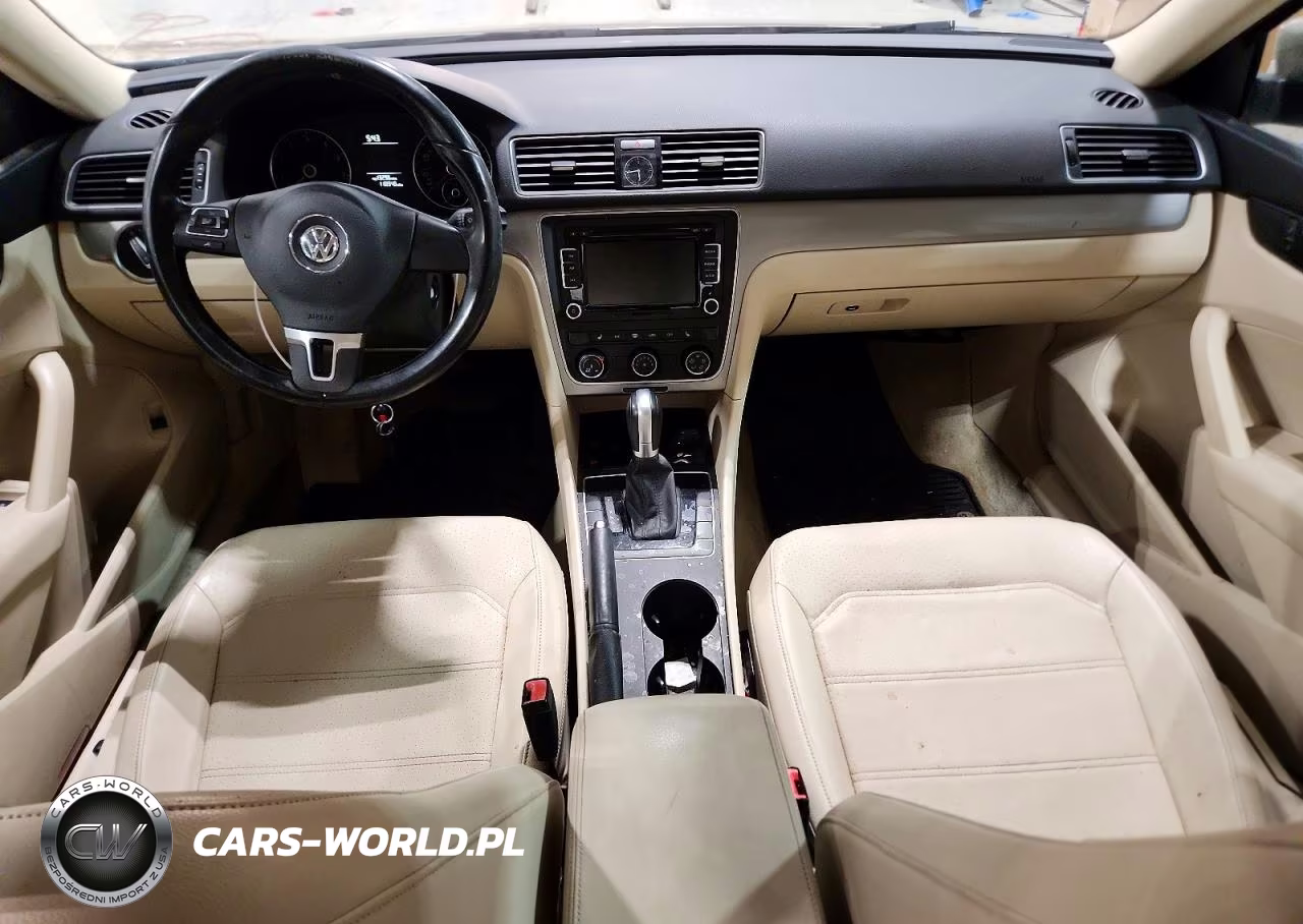 2015 Volkswagen Passat VIN:1VWAT7A36FC057482 - 8
