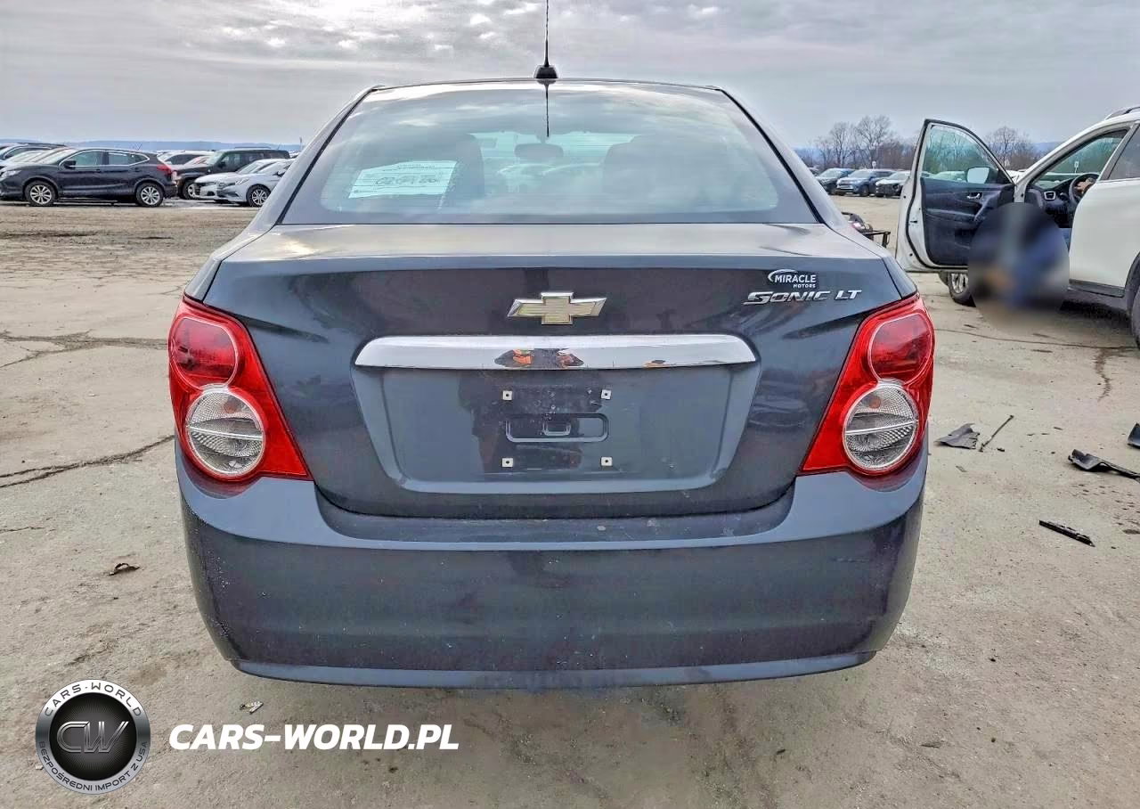 2015 Chevrolet Sonic Lt VIN:1G1JC5SH3F4180693 - 6