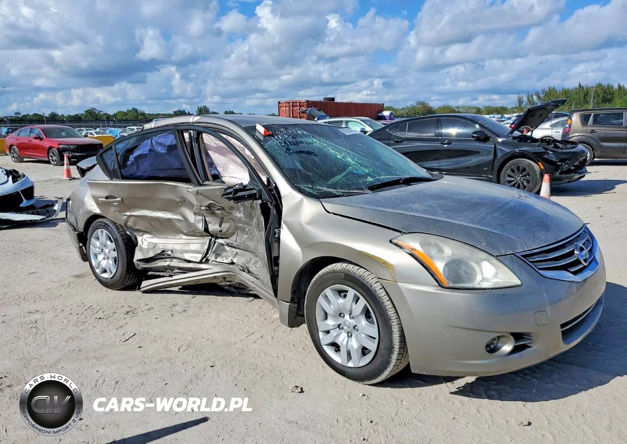 2012 Nissan Altima Base VIN:1N4AL2AP2CN575071 - 4