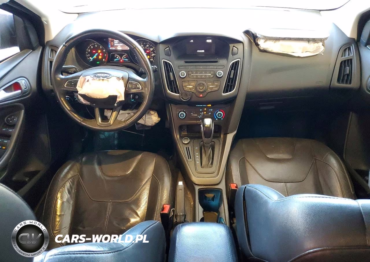 2016 Ford Focus Se VIN:1FADP3K21GL321248 - 8