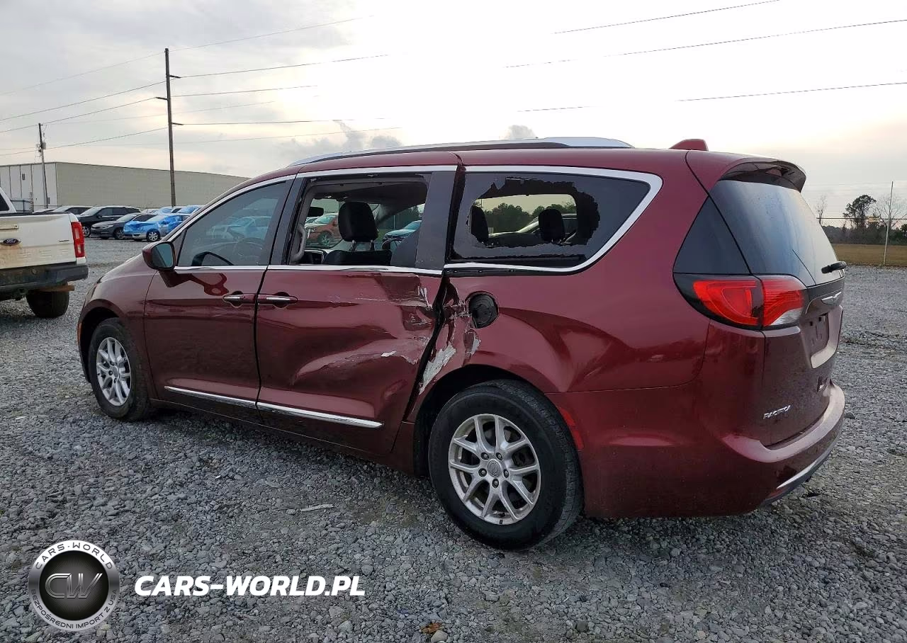 2020 Chrysler Pacifica Touring L VIN:2C4RC1BG9LR215448 - 2