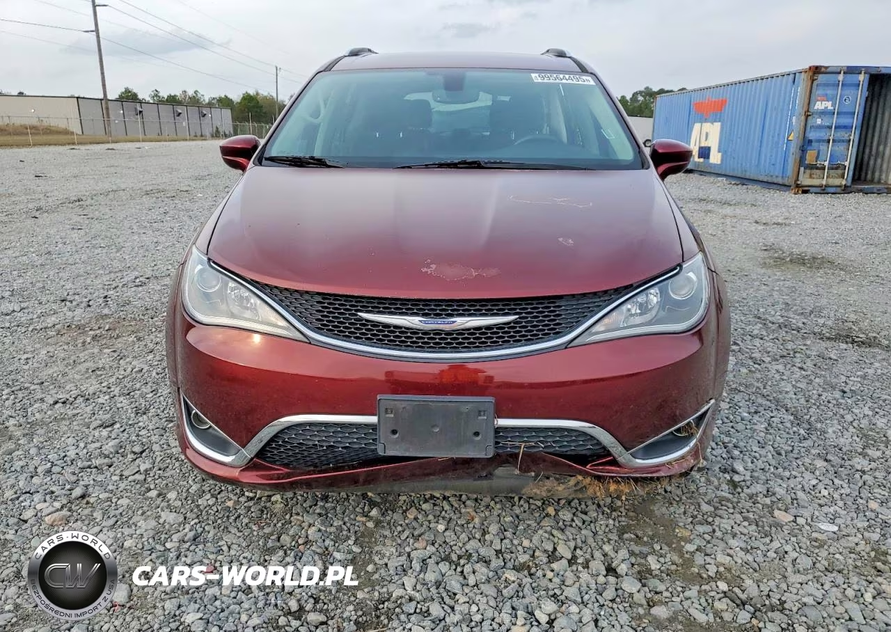 2020 Chrysler Pacifica Touring L VIN:2C4RC1BG9LR215448 - 5