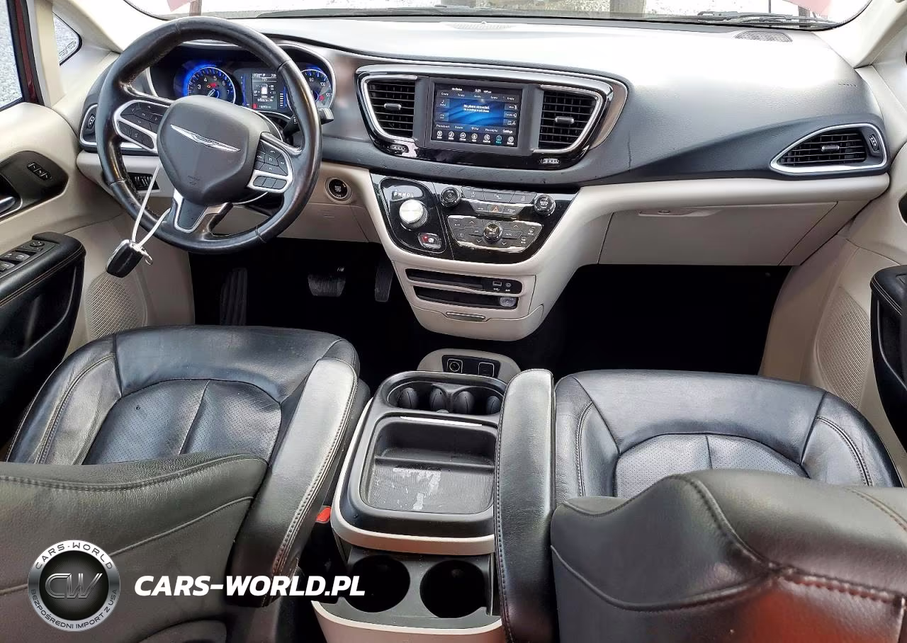 2020 Chrysler Pacifica Touring L VIN:2C4RC1BG9LR215448 - 8