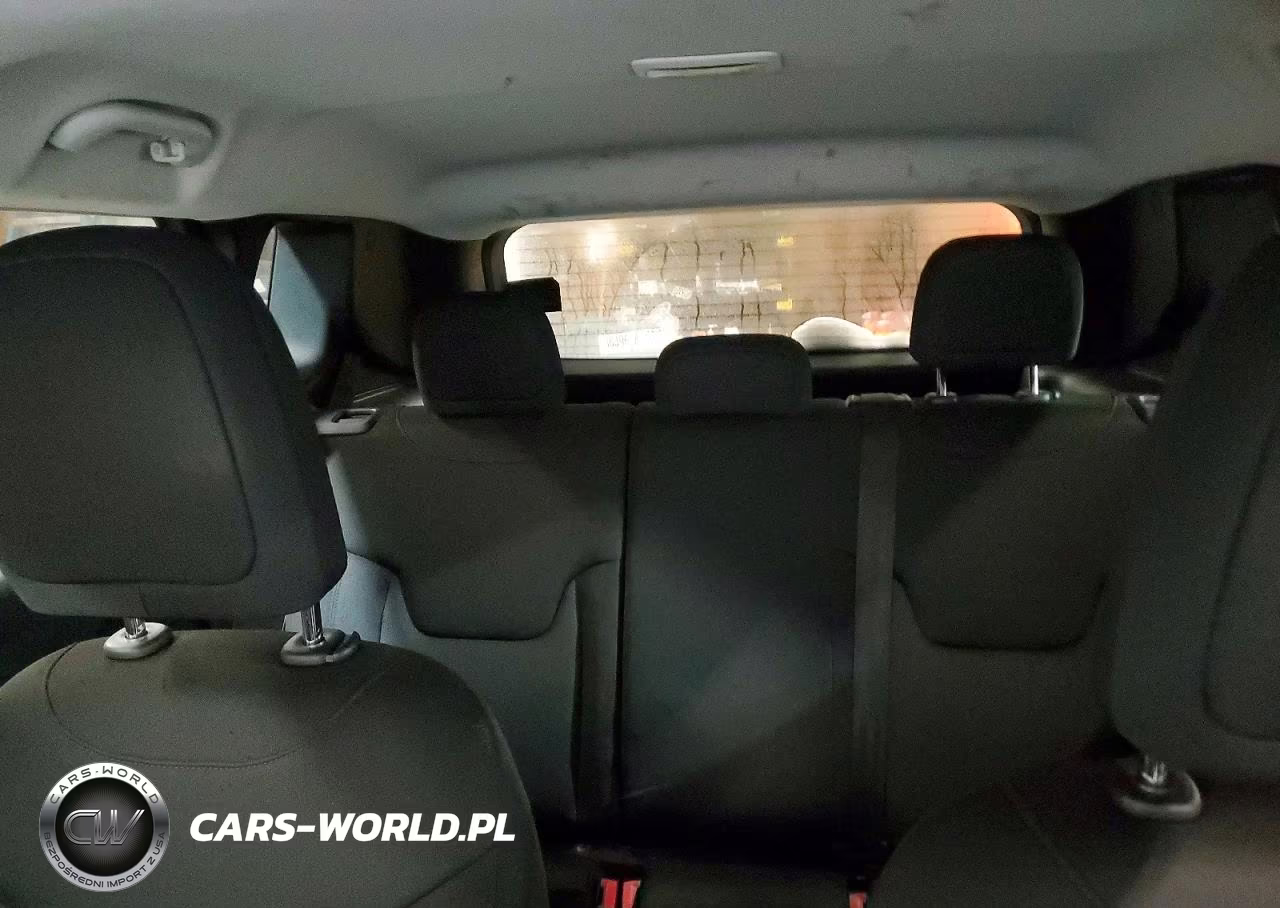 2018 Jeep Renegade Sport VIN:ZACCJBAB8JPH43782 - 10