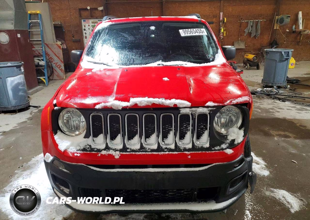 2018 Jeep Renegade Sport VIN:ZACCJBAB8JPH43782 - 5