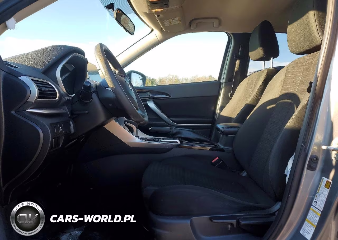 2018 Mitsubishi Eclipse Cross Le VIN:JA4AT4AA4JZ048750 - 7