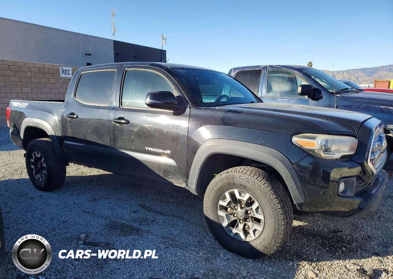 2017 Toyota Tacoma Double Cab VIN:5TFCZ5AN0HX114187 - 4