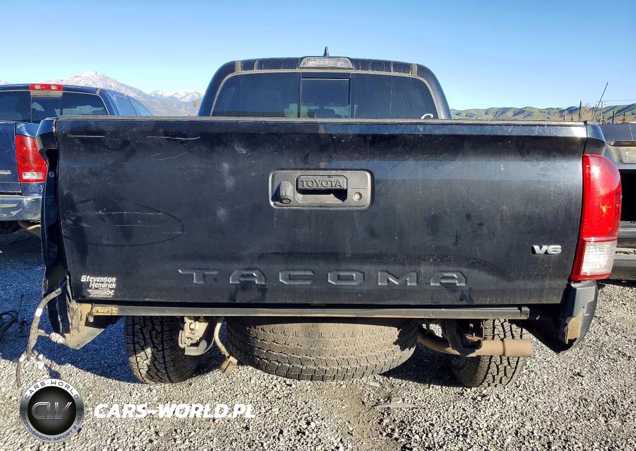 2017 Toyota Tacoma Double Cab VIN:5TFCZ5AN0HX114187 - 6
