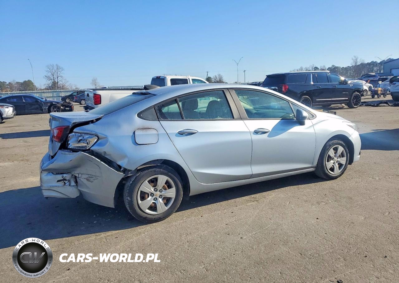 2018 Chevrolet Cruze Ls VIN:1G1BC5SM2J7183450 - 3