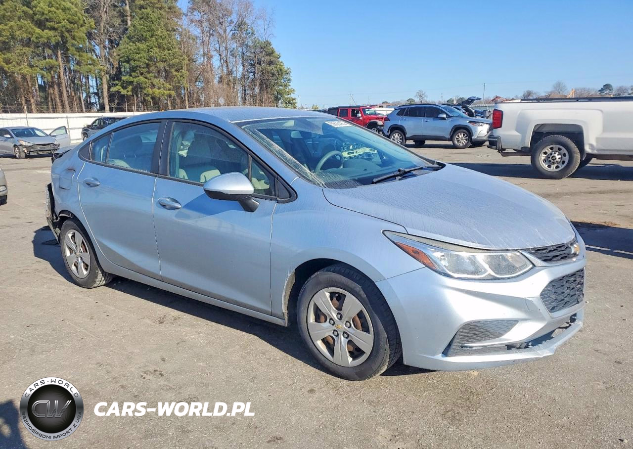 2018 Chevrolet Cruze Ls VIN:1G1BC5SM2J7183450 - 4