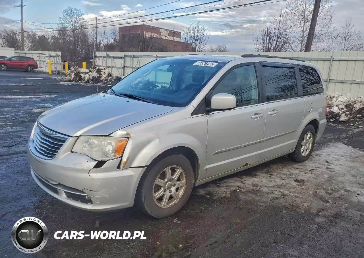 2012 Chrysler Town & Country Touring