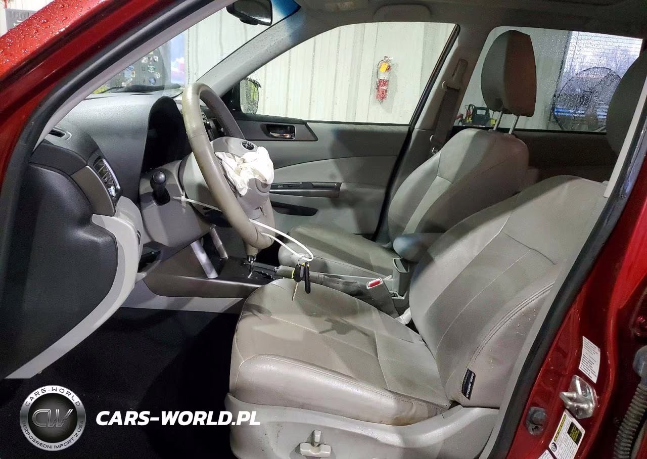 2012 Subaru Forester Touring VIN:JF2SHGGC3CH433717 - 7