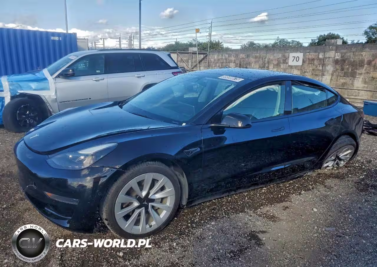 2022 Tesla Model 3