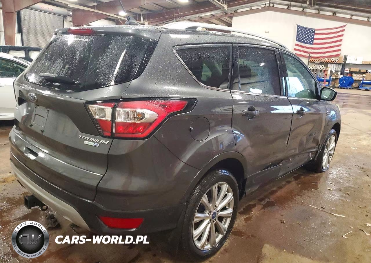2018 Ford Escape Titanium VIN:1FMCU9J96JUA41421 - 3
