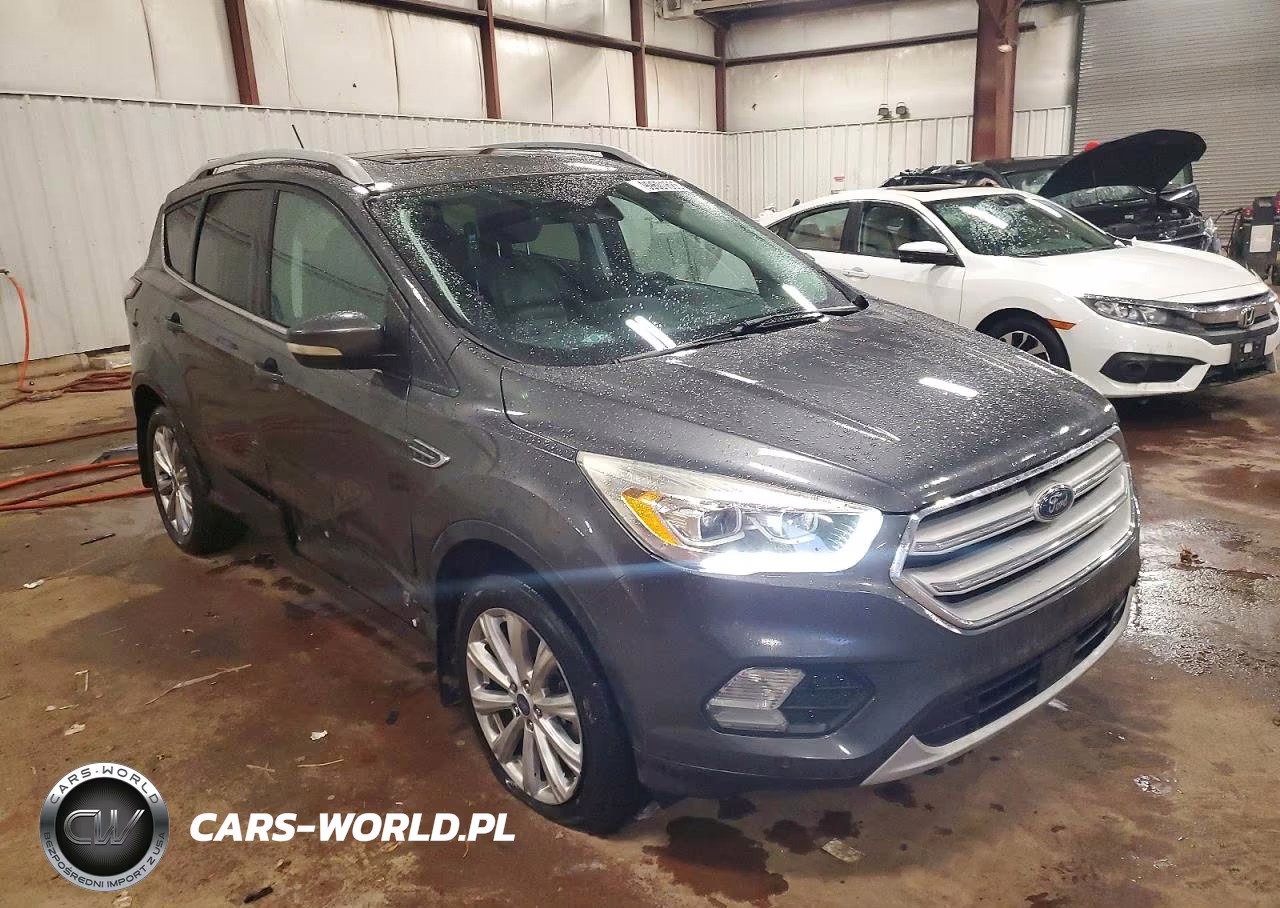 2018 Ford Escape Titanium VIN:1FMCU9J96JUA41421 - 4
