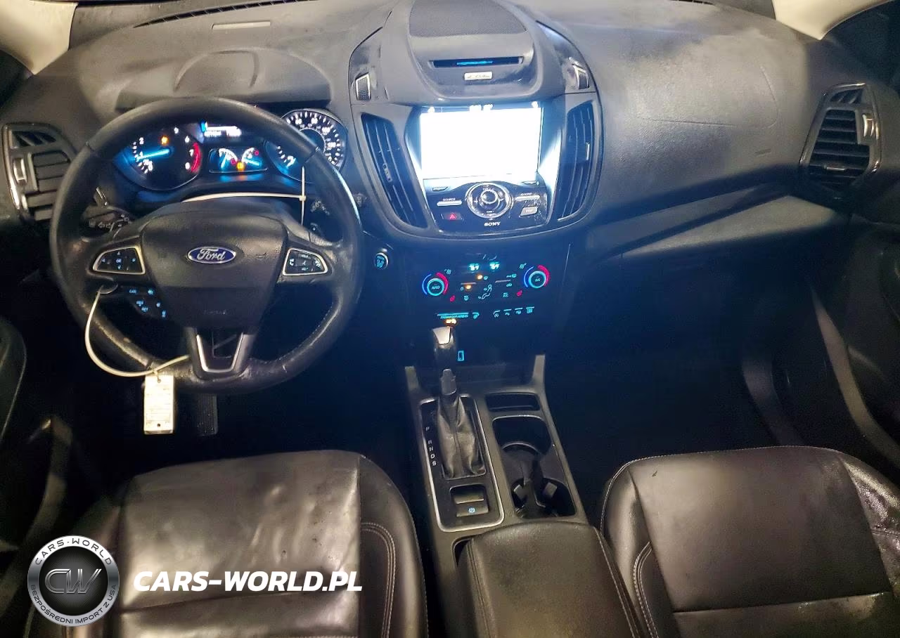 2018 Ford Escape Titanium VIN:1FMCU9J96JUA41421 - 8