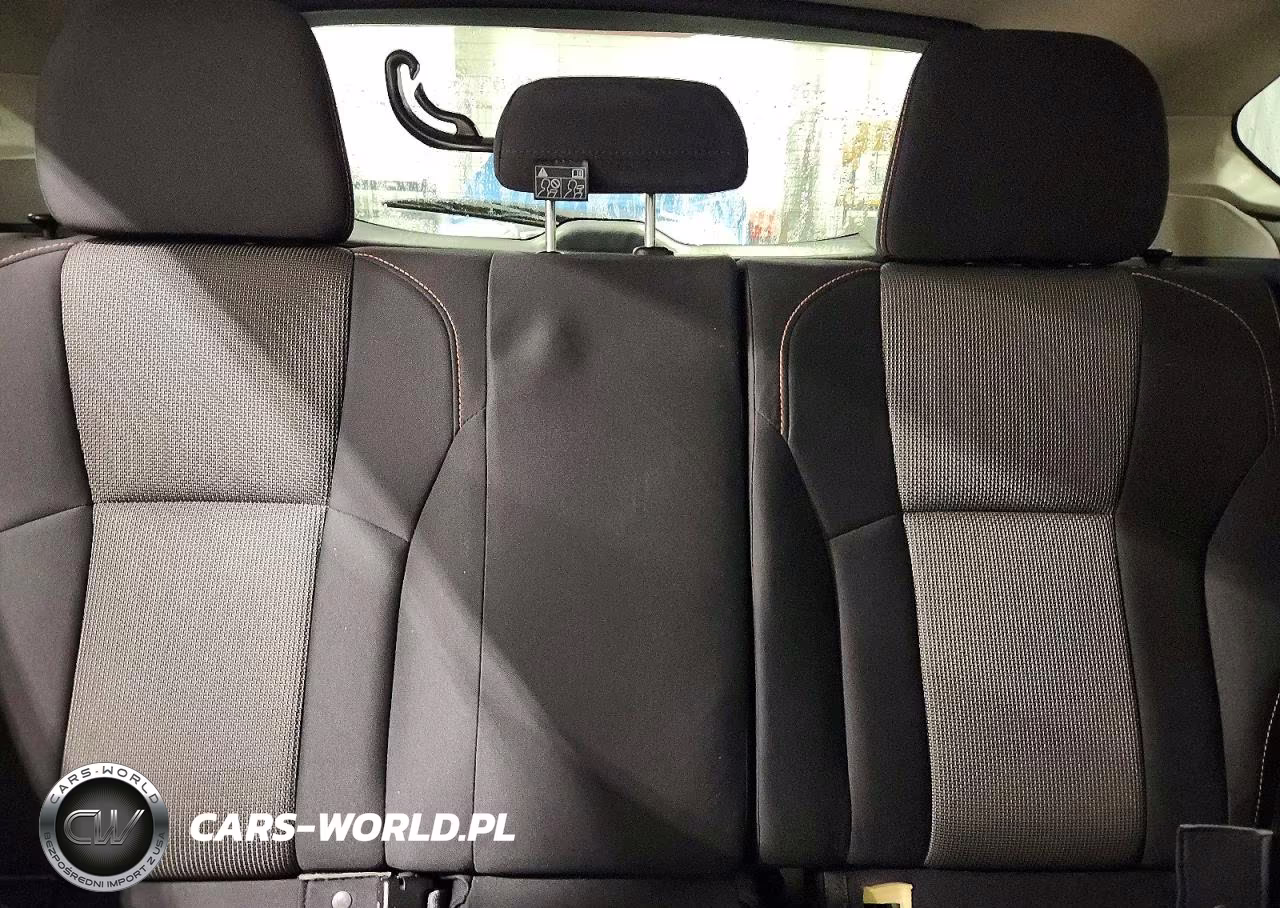 2019 Subaru Crosstrek Premium VIN:JF2GTADC2K8356813 - 10
