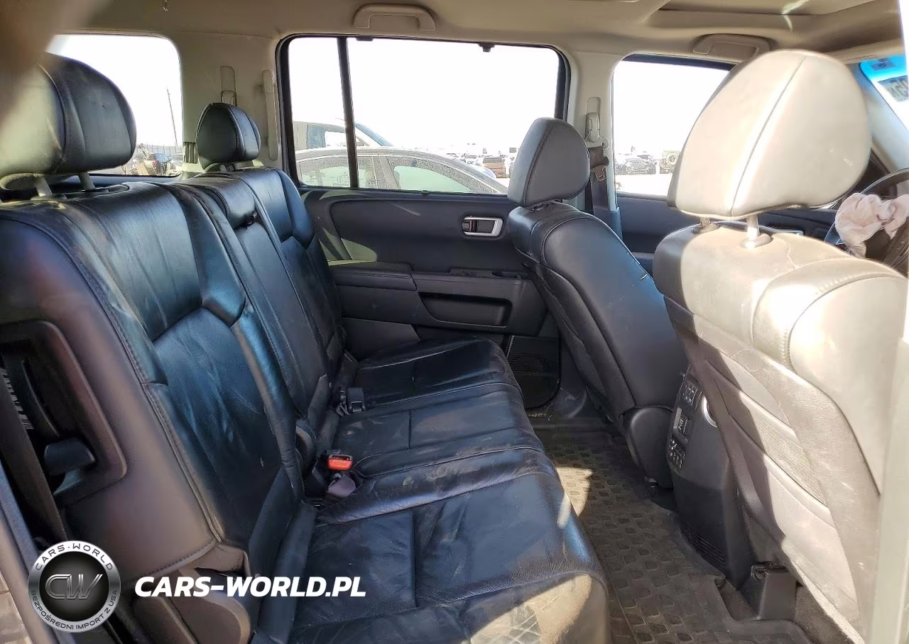 2011 Honda Pilot Touring VIN:5FNYF4H98BB102193 - 11