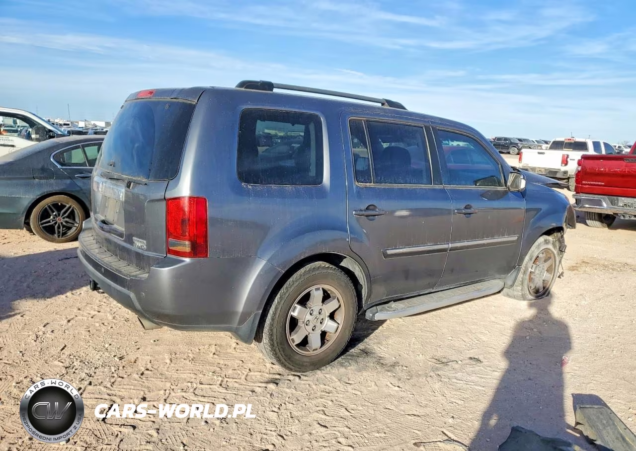 2011 Honda Pilot Touring VIN:5FNYF4H98BB102193 - 3