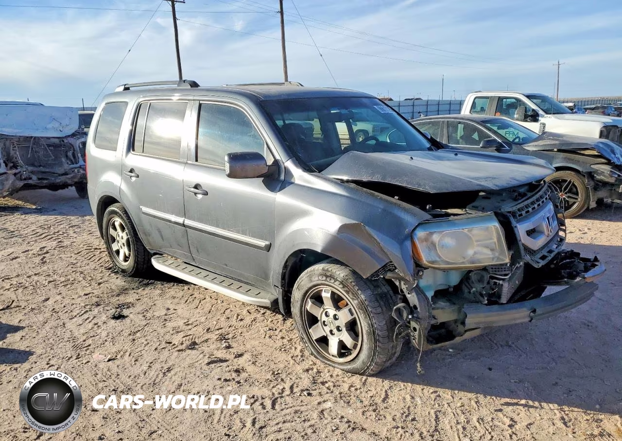 2011 Honda Pilot Touring VIN:5FNYF4H98BB102193 - 4