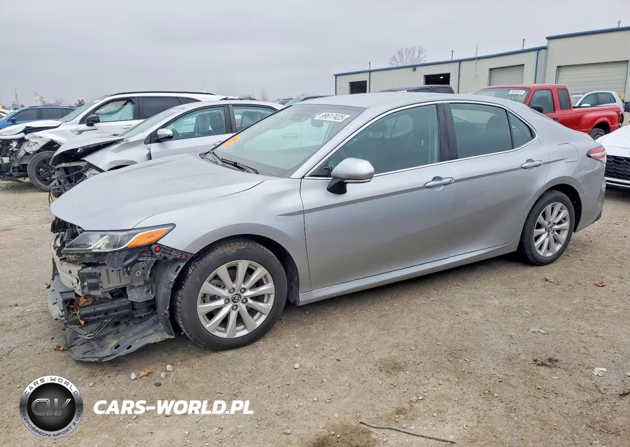 2020 Toyota Camry Le
