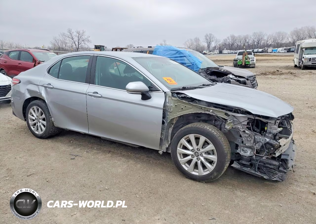2020 Toyota Camry Le VIN:4T1L11AK9LU885601 - 4