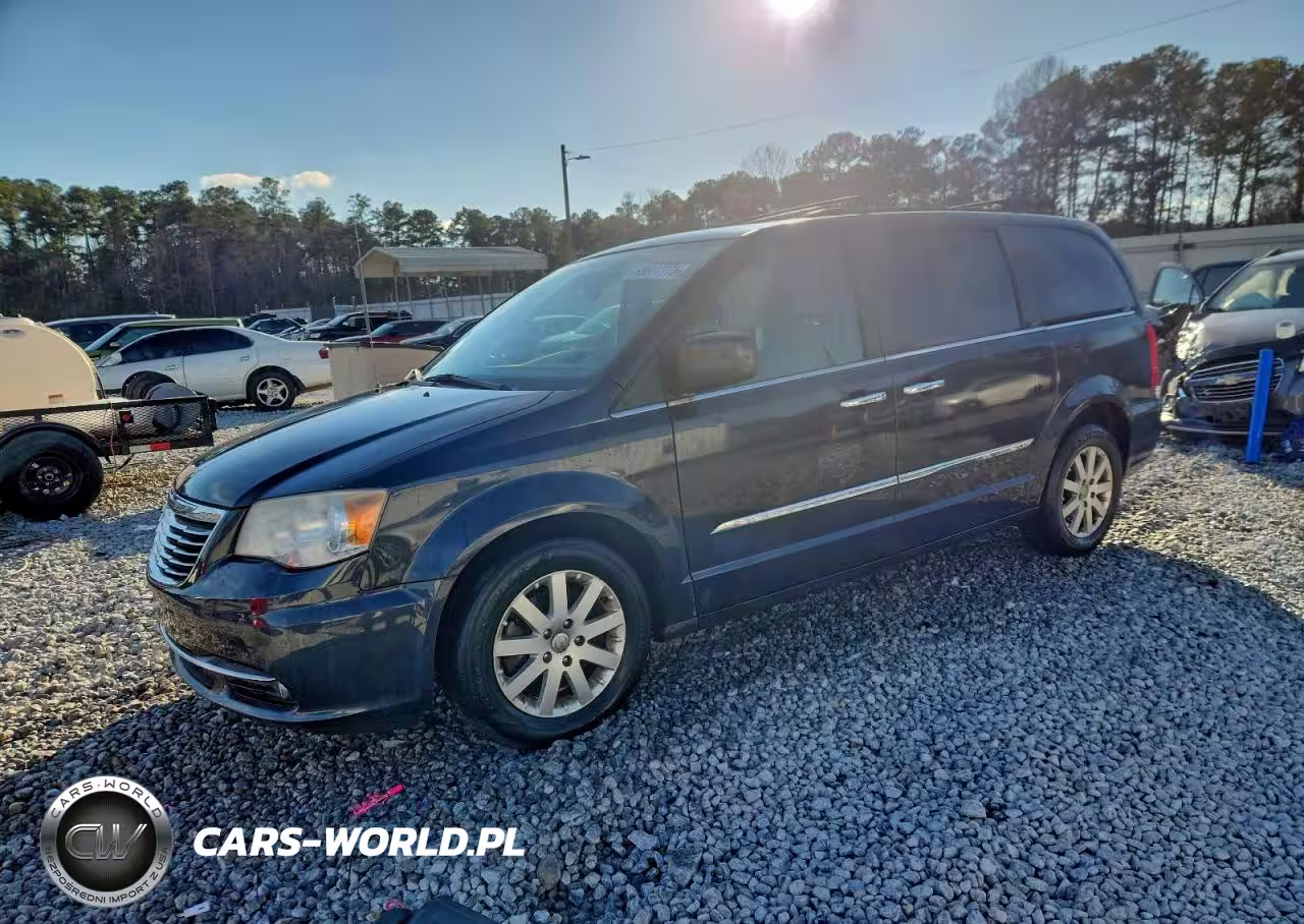 2014 Chrysler Town & Country Touring