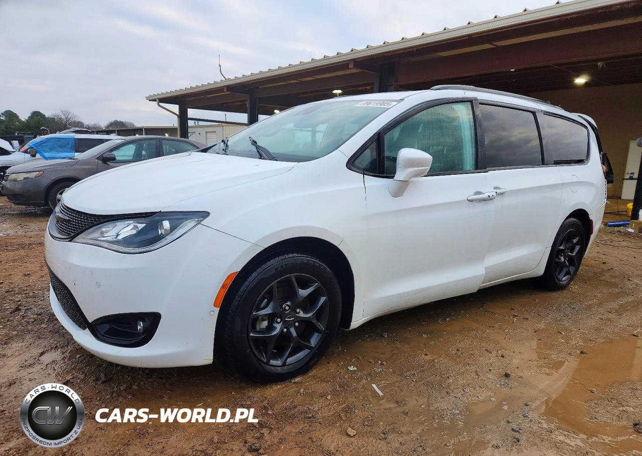 2019 Chrysler Pacifica Touring L