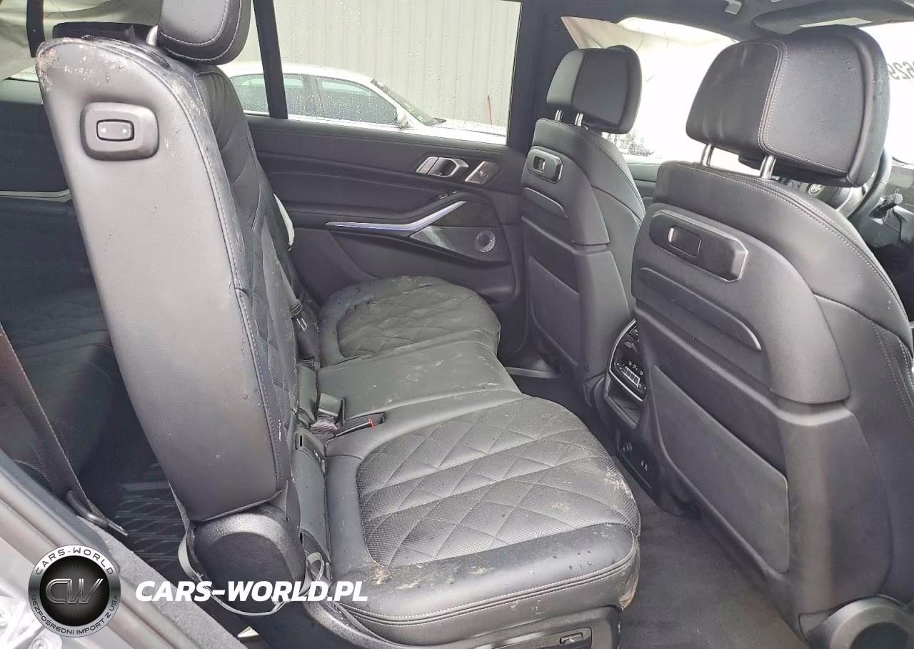 2024 BMW X7 xDrive40I VIN:5UX23EM07R9S36448 - 11