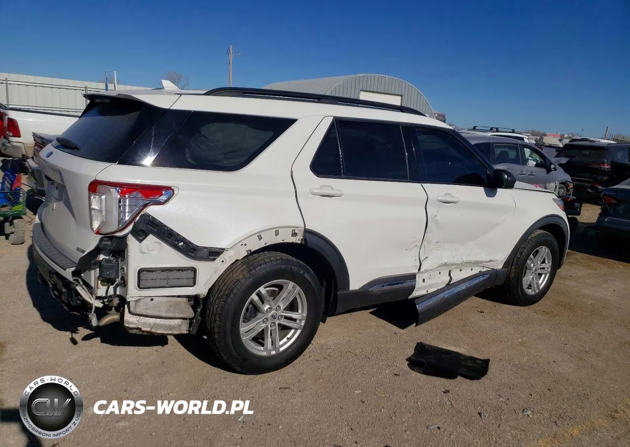 2020 Ford Explorer Xlt VIN:1FMSK8DH6LGA99402 - 3