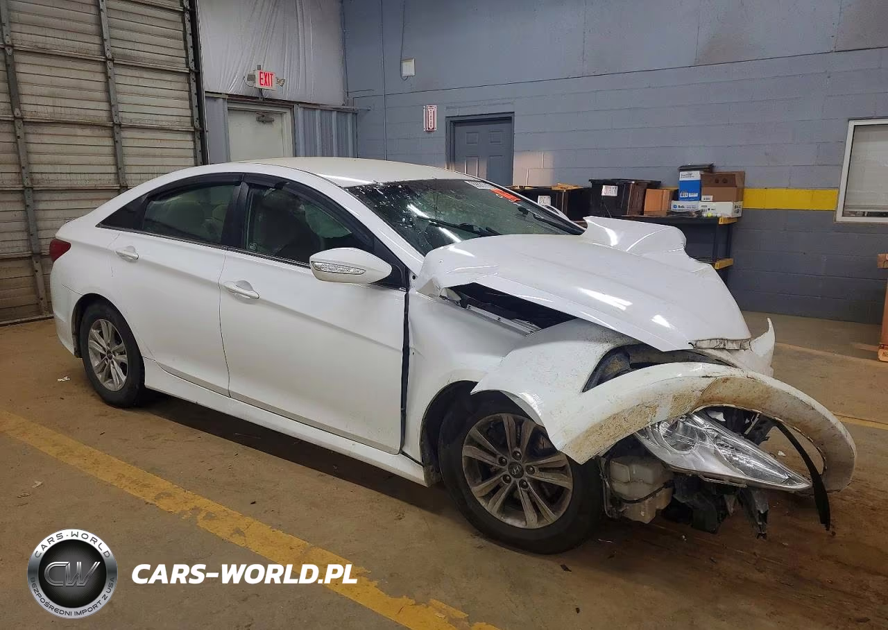 2014 Hyundai Sonata Gls VIN:5NPEB4AC0EH932743 - 4