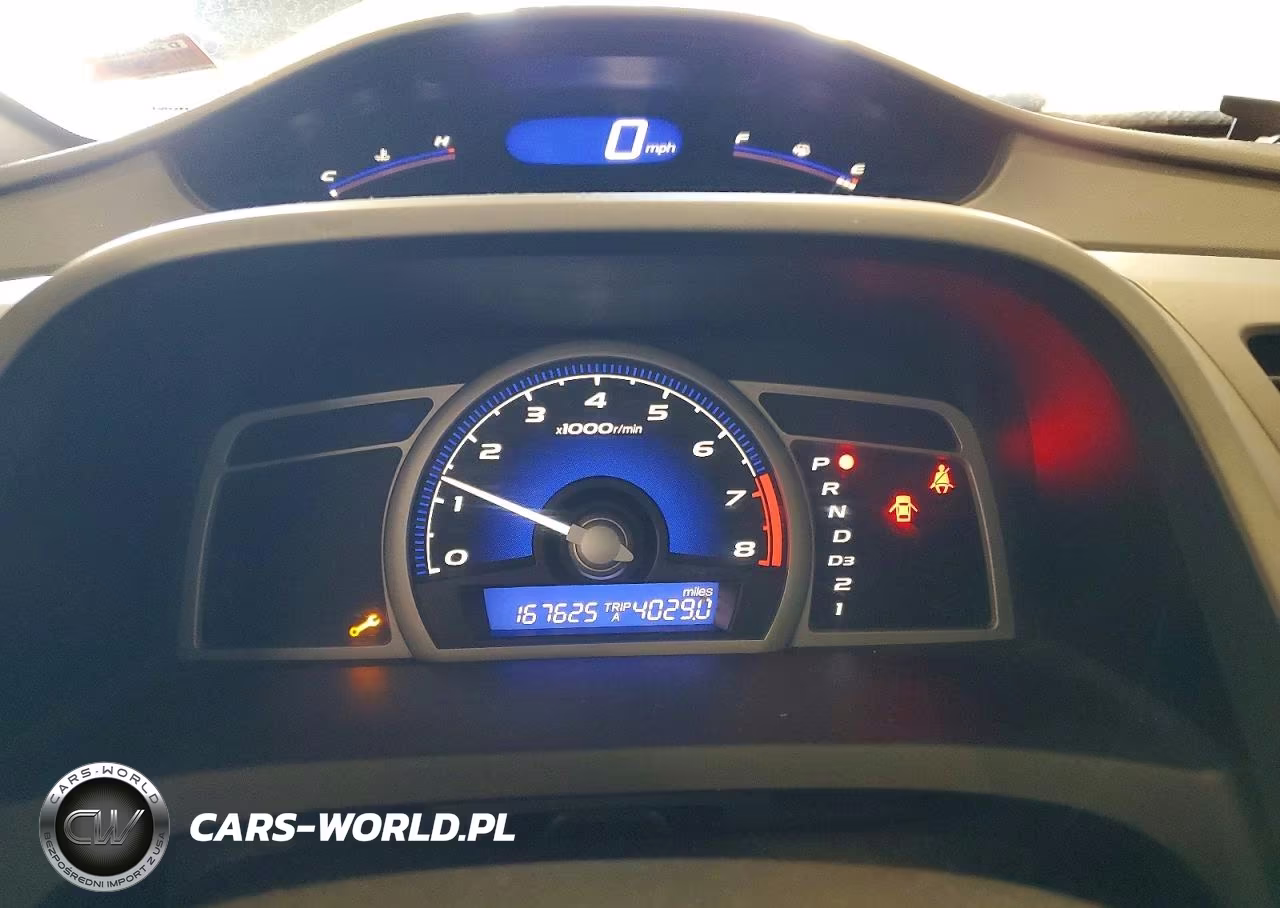 HONDA CIVIC EXL VIN:2HGFG12998H578582 - 9