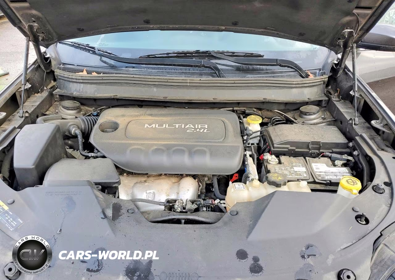 2019 Jeep Cherokee Latitude Plus VIN:1C4PJMLB2KD126145 - 12