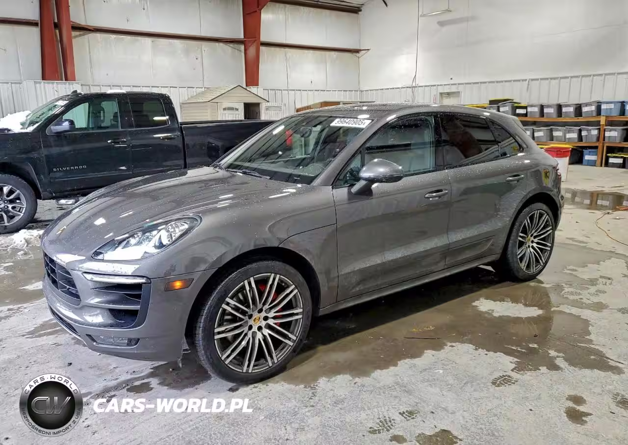 2016 Porsche Macan Turbo
