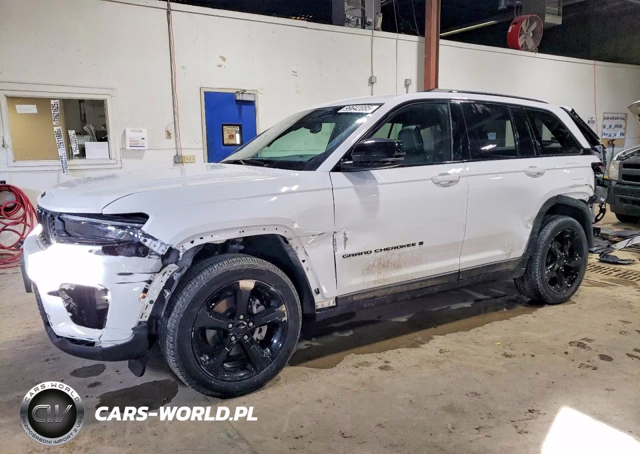 2024 Jeep Grand Cherokee Laredo